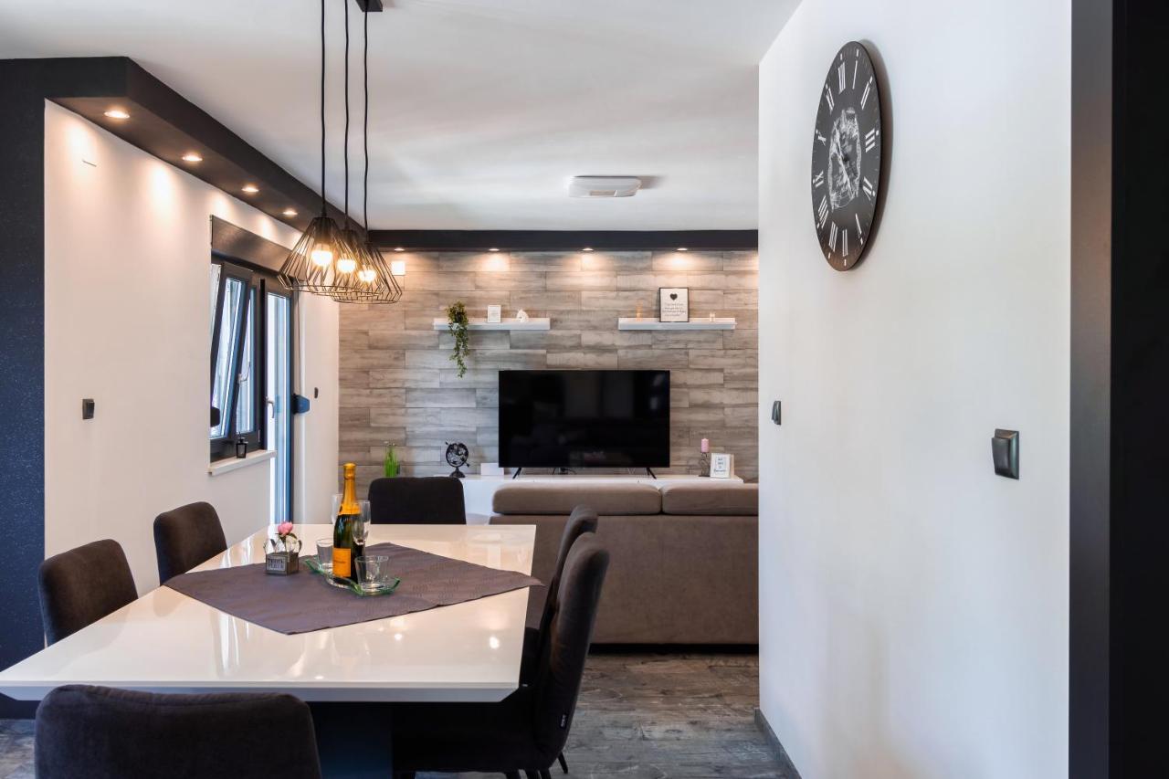 Apartman Gabrijela Muntić Esterno foto